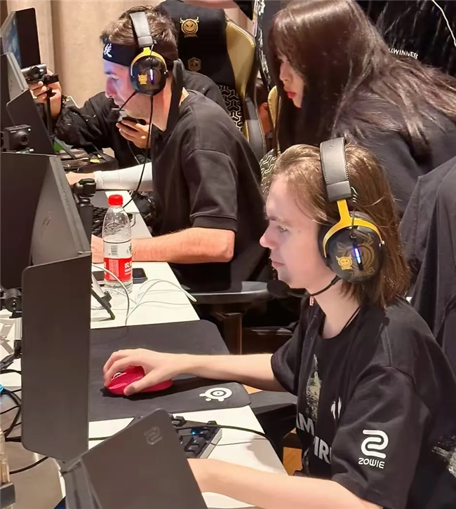 历经艰难之后才是最美的甜 G2捧杯BLAST秋决2024