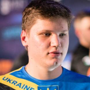 资讯《绝地求生》怎么复活队友？ 复活队友操作方法