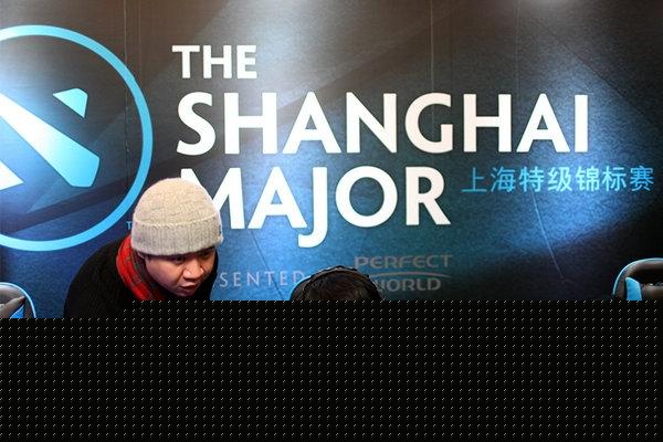 broky在 s1mple 的比赛中说道：“这些家伙真糟糕”