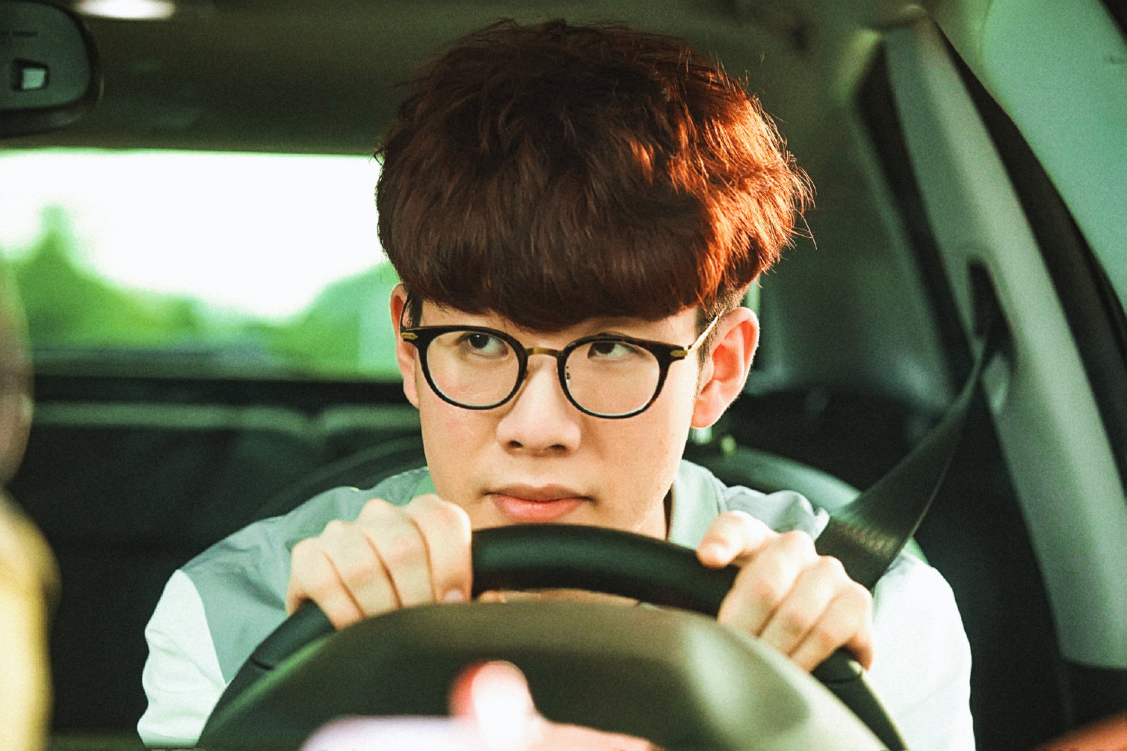 LPL夏季赛季后赛：LNG 3：2 击败V5，三连胜进入四强